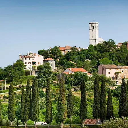 فيلة Palazzo Angelica *